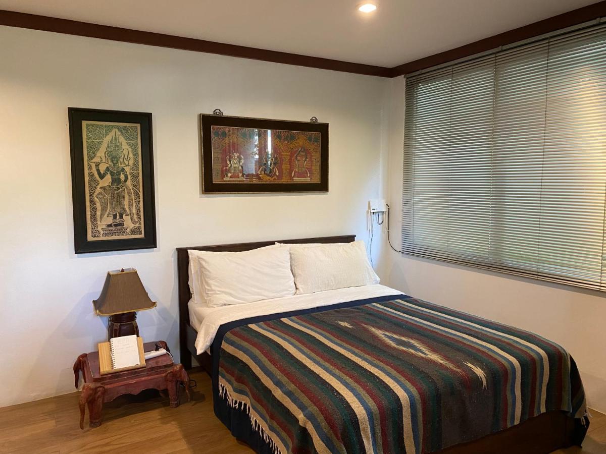 Cozycomo Bangkok Exteriör bild
